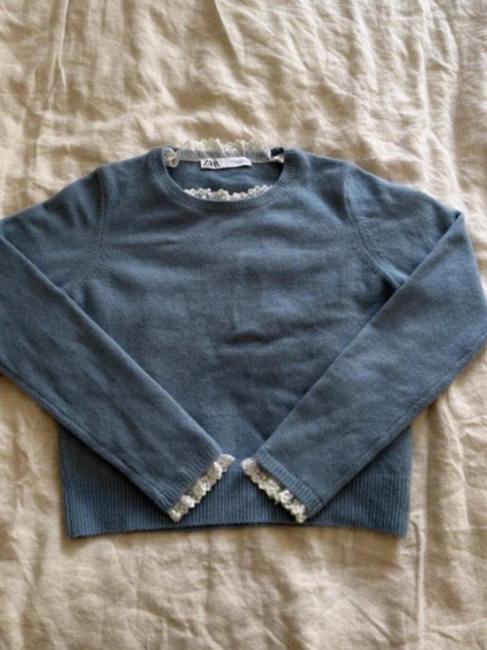 Zara blue crop jumper with frill details 🧊